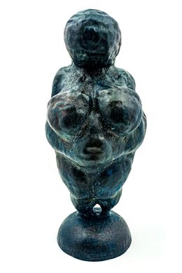 Sculpture, Venus of Willendorf, Michal Zaczynski